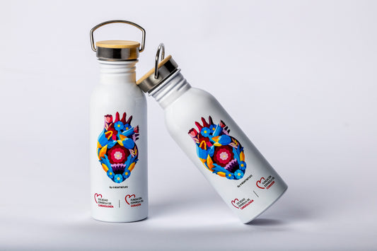 Botella de acero con tapa de bambú